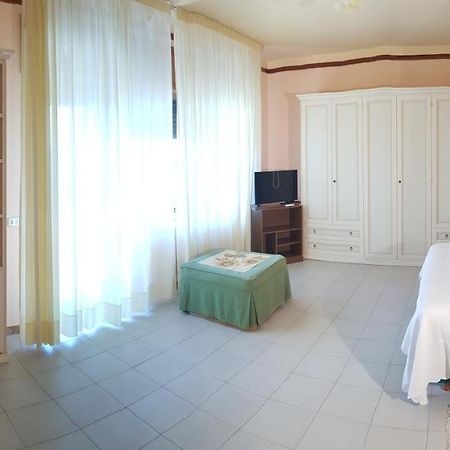 Stylish Apt Terina - Le Lincelle, Lamezia - Bright, Spacious, Elegant And With Terrace Sant'Eufemia Lamezia Exterior photo